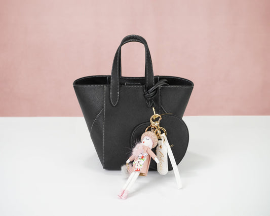 ポーチ×ぬいぐるみチャームで、自分だけのアレンジを楽しんでみませんか？