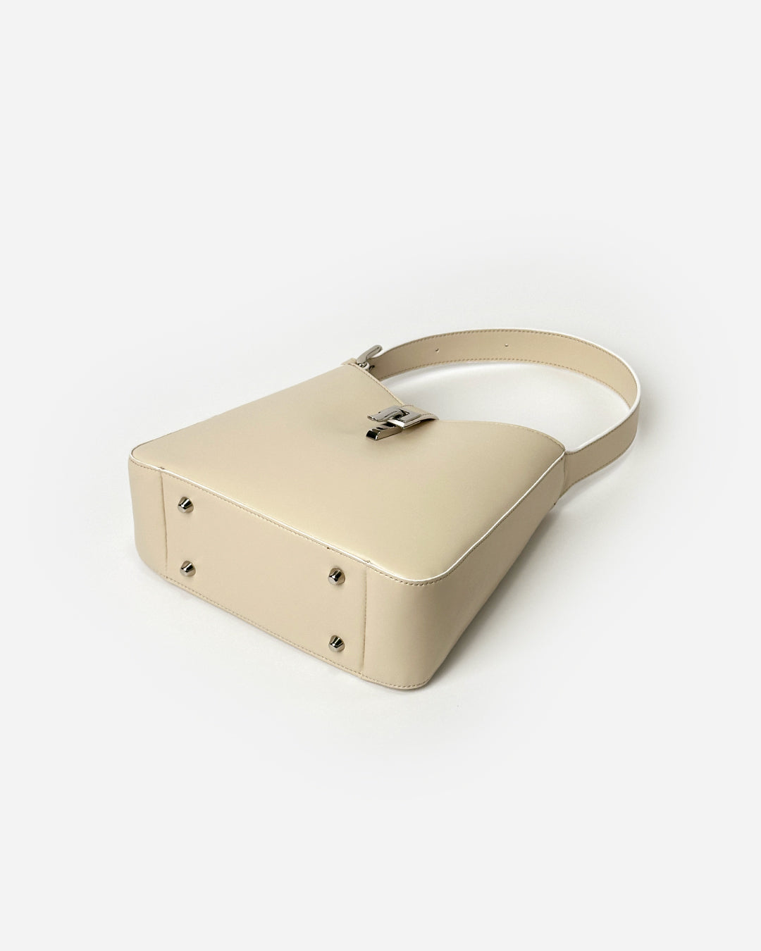 Half moon apple bag 2way ハーフムーンバッグ 可愛い 撥水 軽量 Half moon apple bag 2way ハーフムーンバッグ 可愛い 撥水 軽量